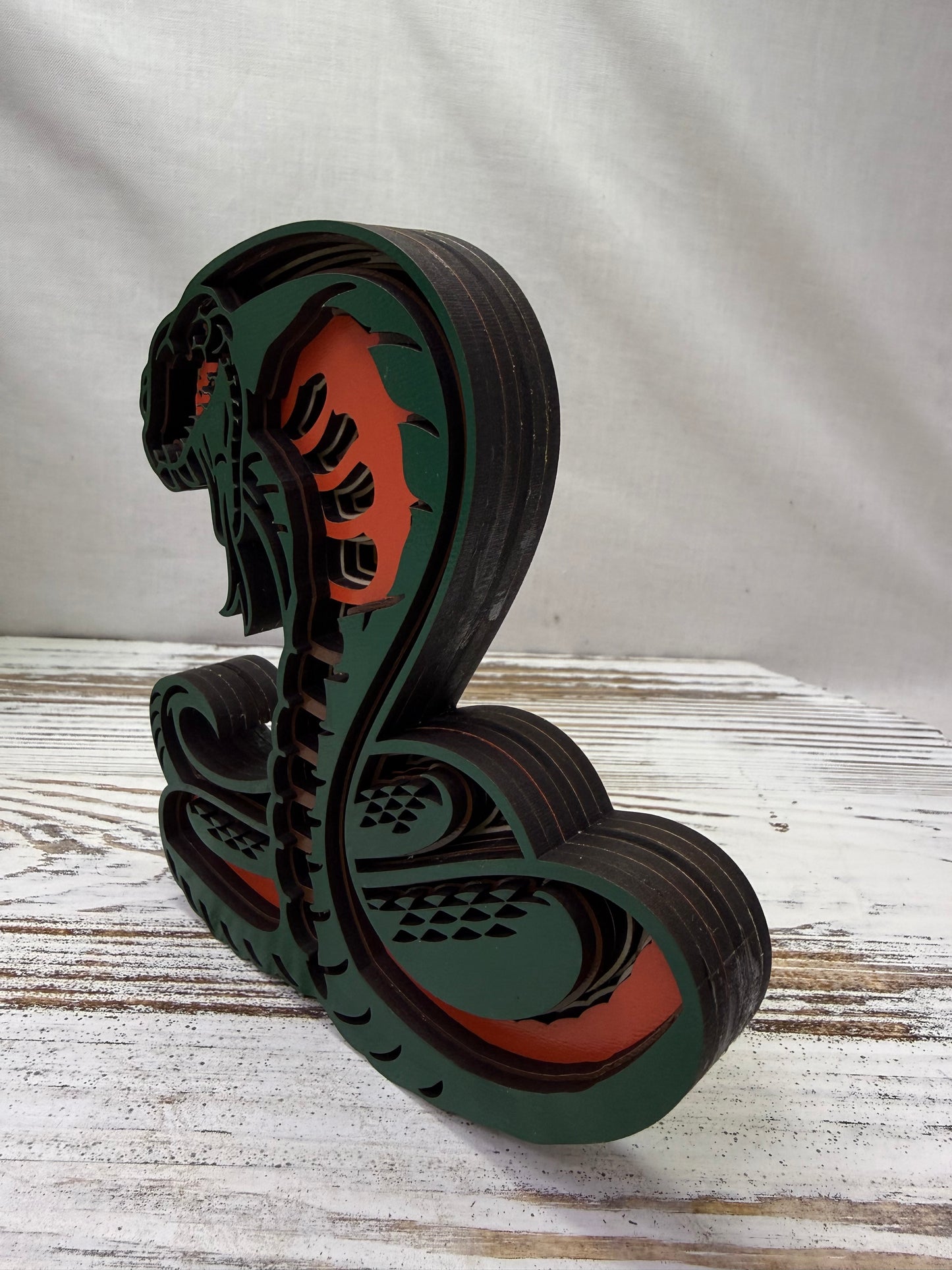 Cobra Multilayer Wood Decor