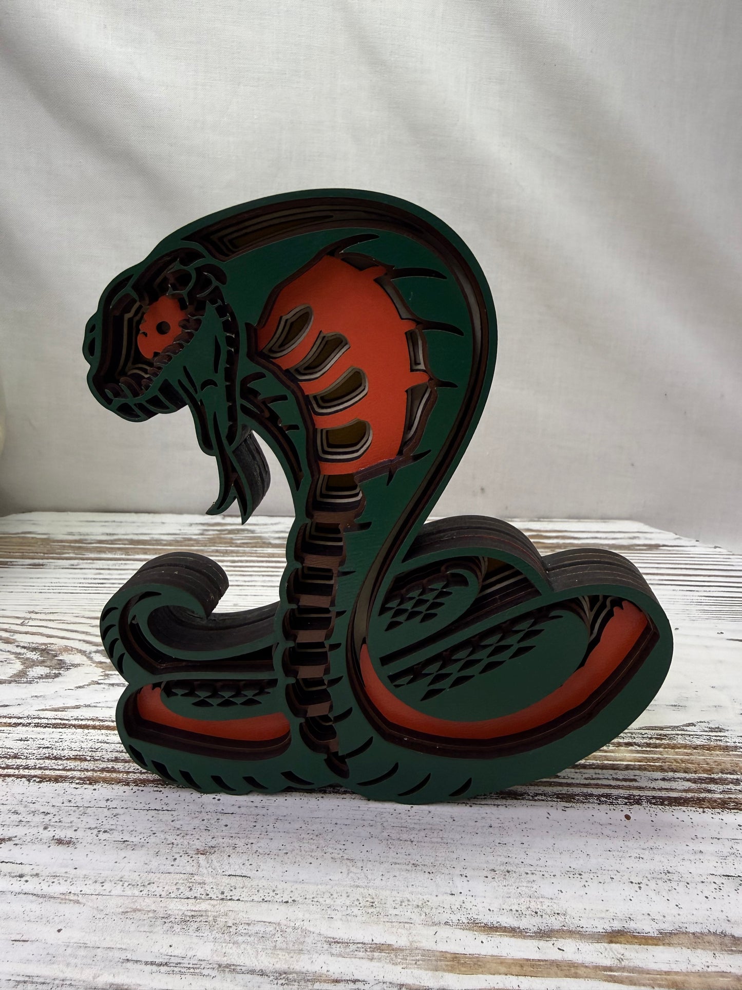 Cobra Multilayer Wood Decor